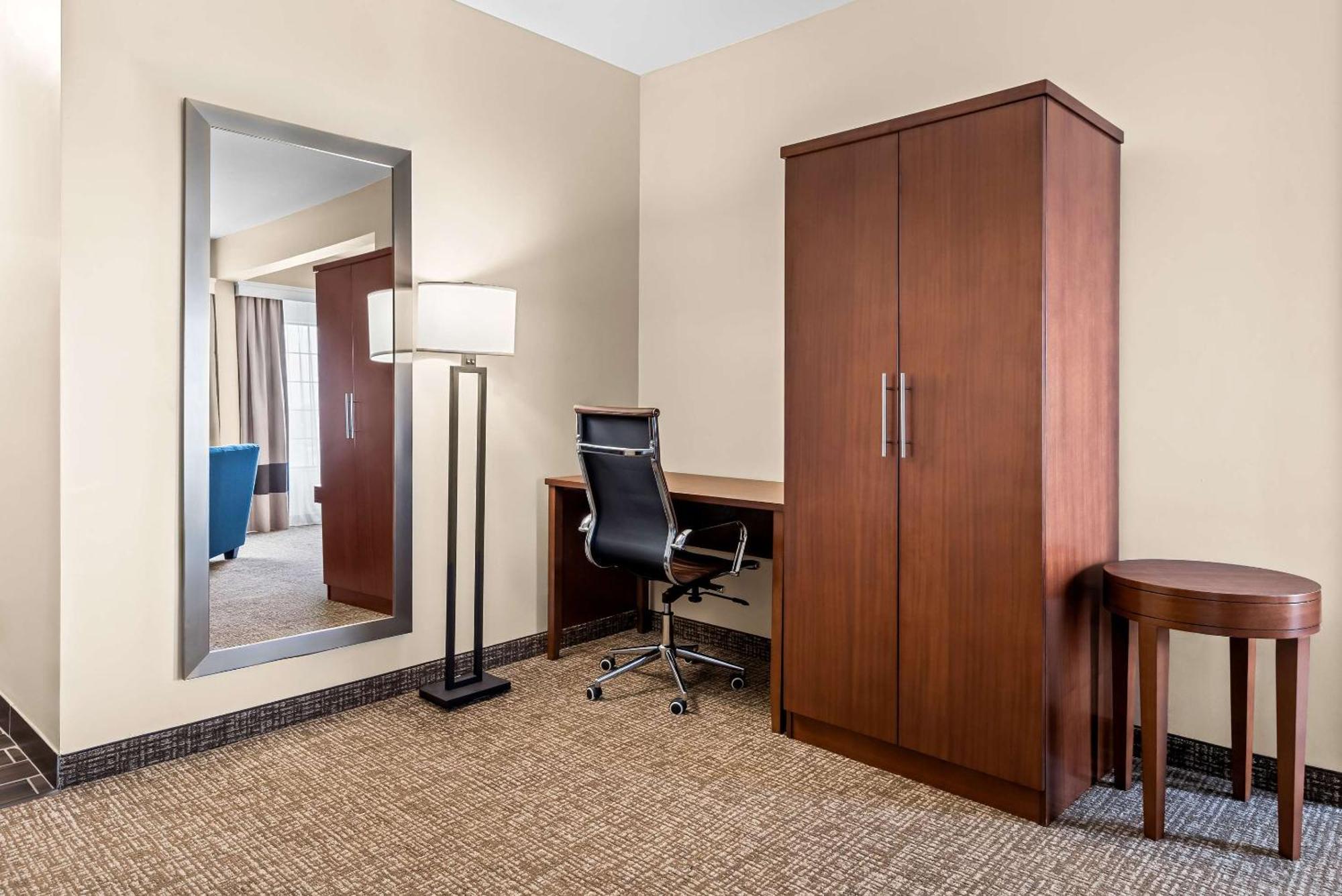 Comfort Suites Near Camp Lejeune Jacksonville Ngoại thất bức ảnh