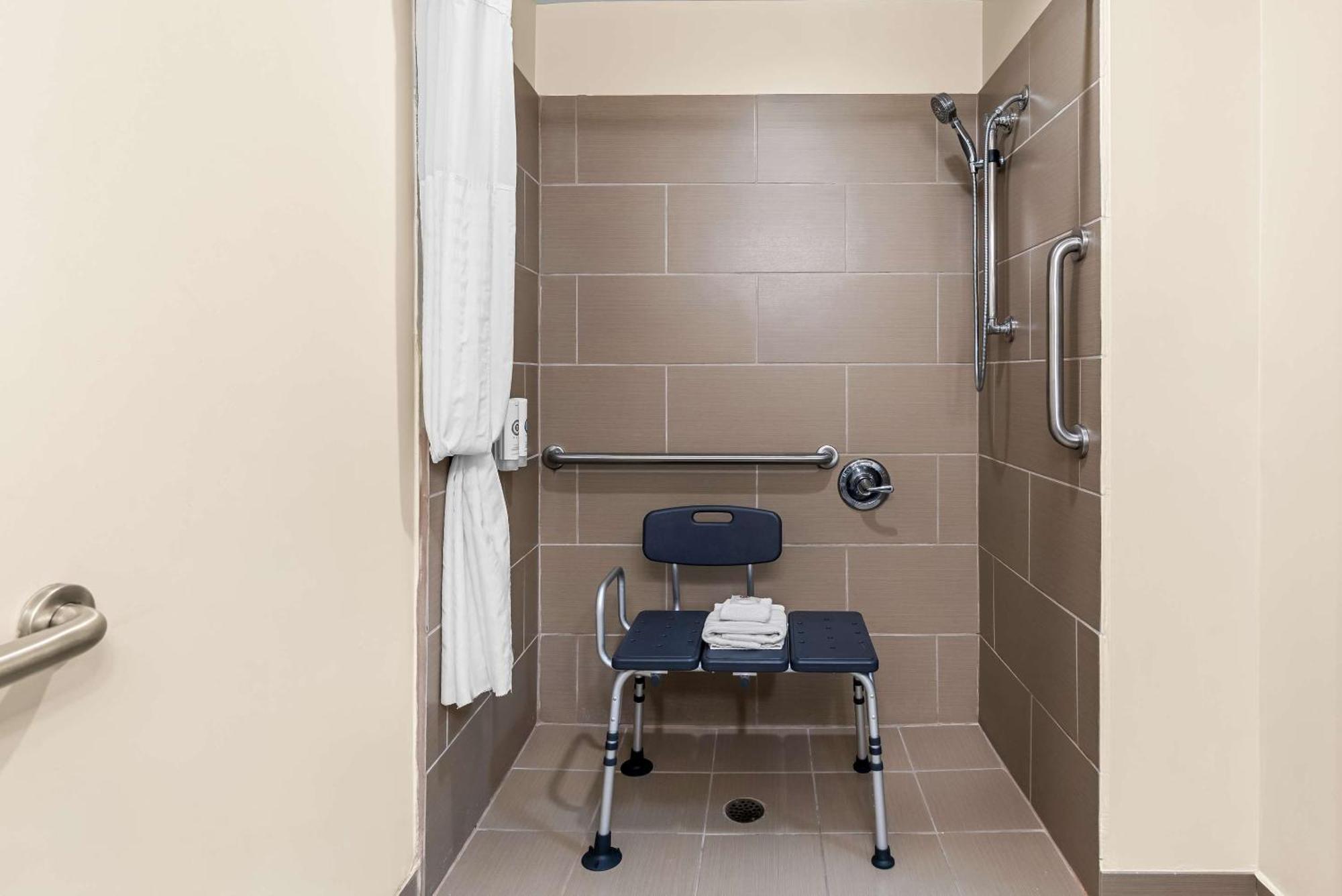 Comfort Suites Near Camp Lejeune Jacksonville Ngoại thất bức ảnh